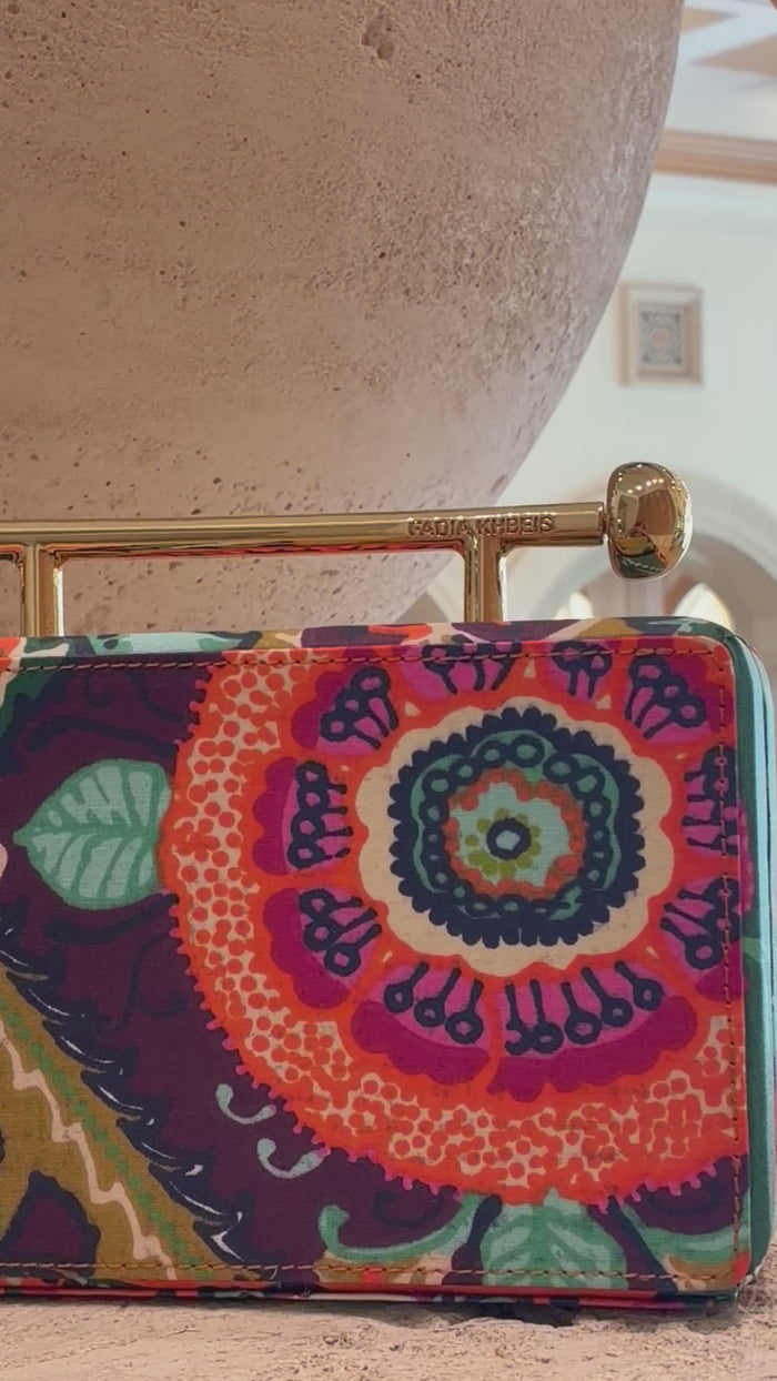 Mia Clutch Pink Flower